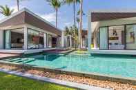 Swimming Pool Villa Anar