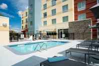 Swimming Pool Fairfield Inn & Suites by Marriott Shelby