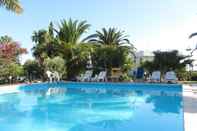 Swimming Pool Hotel Residence Maddalena