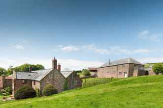 Exterior 4 Tilbury Cottage