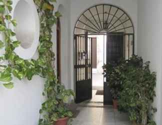 Lobby 2 Baobab Hostel