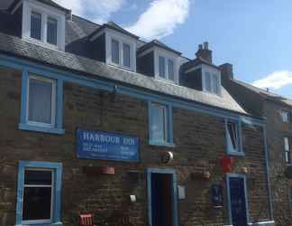 Exterior 2 The Harbour Inn