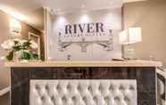 ล็อบบี้ 6 River Luxury Suites