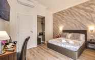ห้องนอน 5 River Luxury Suites