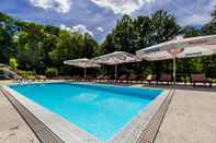 Swimming Pool Parkhotel Steiger Hohnstein