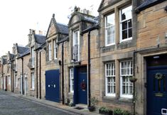 Others 5 Quiet Ground Floor Mews Flat and Parking