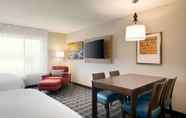 Bedroom 4 TownePlace Suites by Marriott Minooka