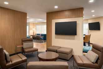 Lobby 4 TownePlace Suites by Marriott Minooka