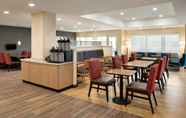 Restoran 3 TownePlace Suites by Marriott Minooka