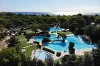 Swimming Pool Playa Montroig Camping Resort