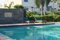 Swimming Pool R.T. Hotel