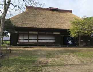 Exterior 2 Kayabuki-House `OKITEI´