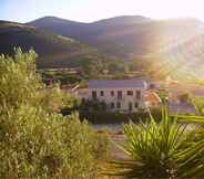 Bên ngoài 2 Agriturismo La Grotta del Tesoro