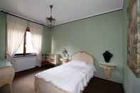 Phòng ngủ Villa Sarchi