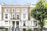 Exterior Kensington Apartment with terrace