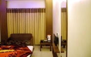 Kamar Tidur 6 Hotel Rajmandir