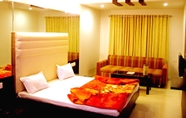 Kamar Tidur 4 Hotel Rajmandir
