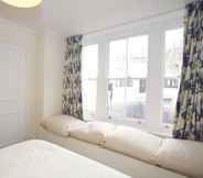 Kamar Tidur 4 A Place Like Home - Comfortable Apartment in Paddington