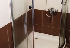 Others 3 The Garden Hotel