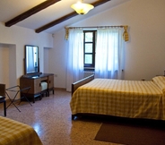 Bedroom 5 Bed and Breakfast Ciurlì