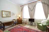Common Space A Place Like Home - Two Bedroom Apartment in Knightsbridge