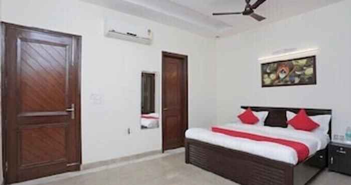 Bedroom Orchid Suites Noida