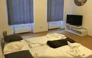 Kamar Tidur 5 United Homes Apartments Vienna