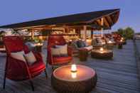 บาร์ คาเฟ่ และเลานจ์ The Westin Maldives Miriandhoo Resort