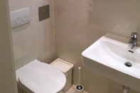 Toilet Kamar United Homes Apartments Vienna