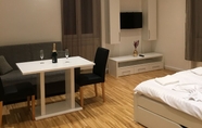 Bilik Tidur 6 United Homes Apartments Vienna