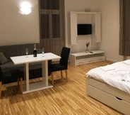 Bilik Tidur 6 United Homes Apartments Vienna