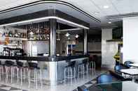 Quầy bar, cafe và phòng lounge Apartahotel Énfasis-Group