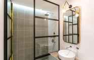 In-room Bathroom 2 Horti 14 Borgo Trastevere