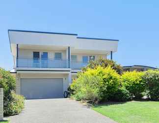 Exterior 2 Casa al Mare at Fingal Bay