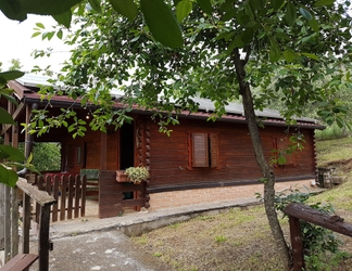 Bên ngoài 2 Agriturismo Cisogna