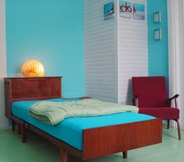 Kamar Tidur 6 Jasmine Hotel