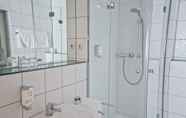 In-room Bathroom 3 Serviced Apartments Kurpfalzhof