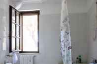 Phòng tắm bên trong Il Mirto Bianco