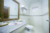 Toilet Kamar International Hotel