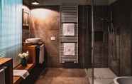In-room Bathroom 3 Prime Alture Wine Resort