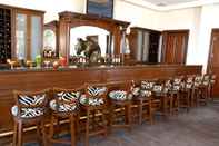 Bar, Cafe and Lounge Hari Niwas Palace