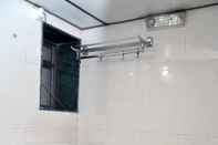 In-room Bathroom Room Maangta 127 - Andheri