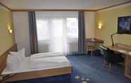 Bedroom 4 Sleep & Go Hotel Magdeburg