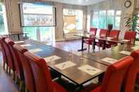 Functional Hall Avis Hotel Bromley