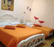 Bilik Tidur 4 B&B Vatican Golden Rooms