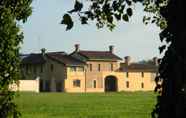 ภายนอกอาคาร 2 Agriturismo Cascina Pezzolo