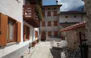 ภายนอกอาคาร 2 Albergo Diffuso Valcellina Val Vajont in Cimolais