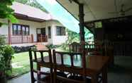 ห้องนอน 7 Rai Juthamas Resort