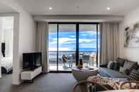 Common Space Iconic Kirra Beach Resort