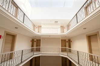 Lobby 4 Atrium Apart Hotel